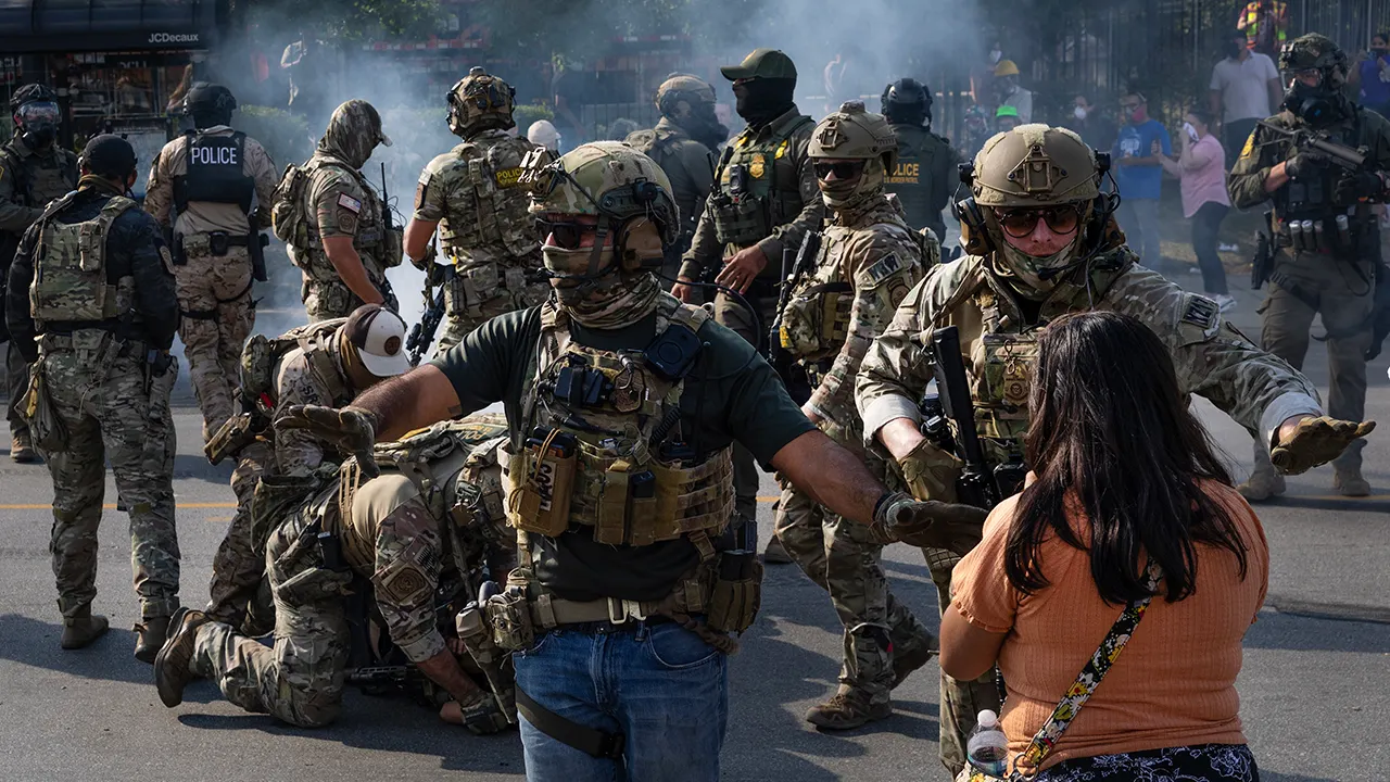 Judge orders improvements at ICE facility near Chicago