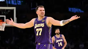 Lakers' NBA Cup court found unsuitable after complaints from Luka Doncic