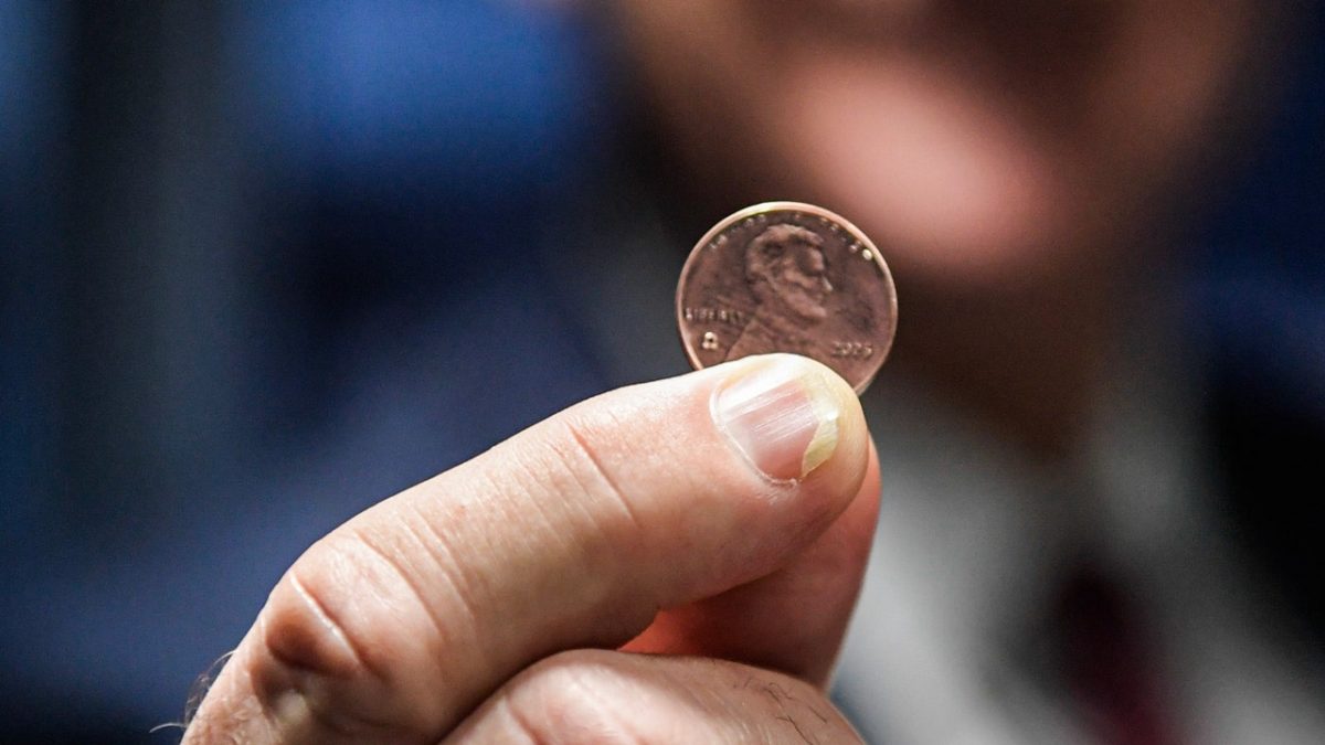 Last five minted pennies from the US Treasury could lead to a bidding war worth millions.