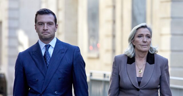 Le Pen States She Will Not Seek Presidency if Court Affirms Conviction