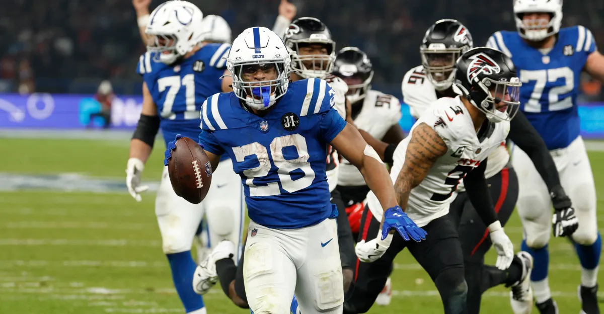 Leading 75 fantasy football standard running backs for Week 12