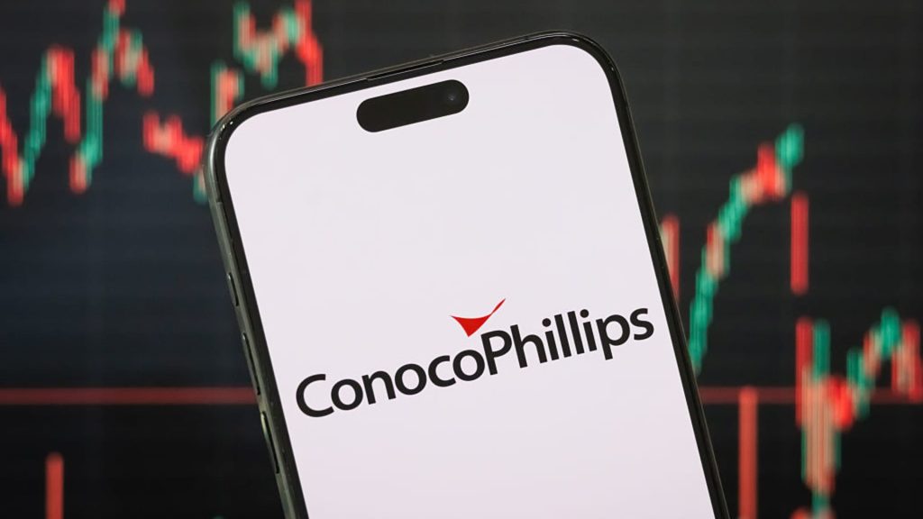 Leading Wall Street experts suggest these dividend stocks for reliable income