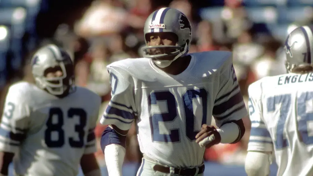 Lions great Lem Barney is alive, according to family.