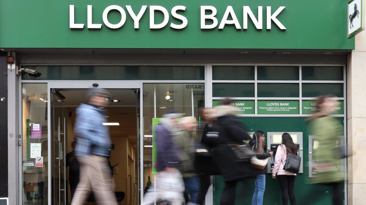 Lloyds used employee bank data in salary discussions