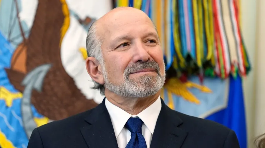 Lutnick believes Trump will prevail in the tariffs case despite doubts from the Supreme Court.