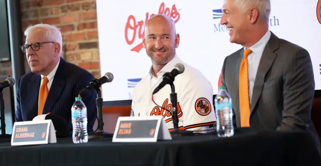 MLB manager evaluations for all new appointments, featuring 2 A ratings and 2 D ratings