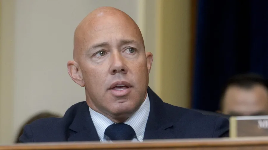 Mast faces pressure to support Trump's order to remove sanctions on Syria