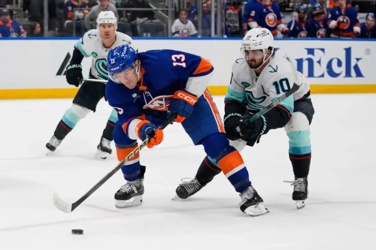 Mat Barzal is focused on a single statistic regarding the Islanders