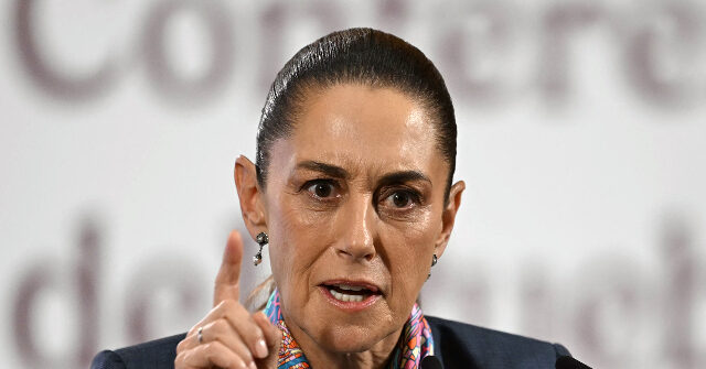 Mexican President Inappropriately Touched During Public Event