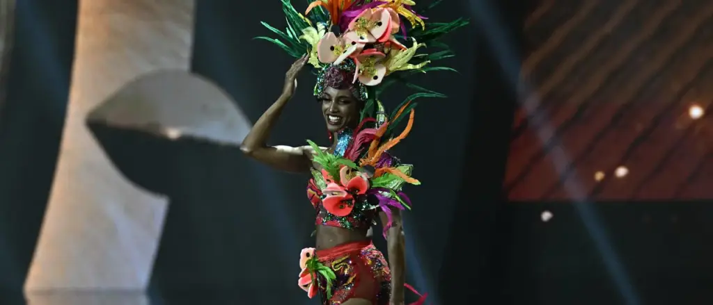Miss Jamaica Gabrielle Henry Takes Scary Fall Off Miss Universe Stage, Needs Stretcher