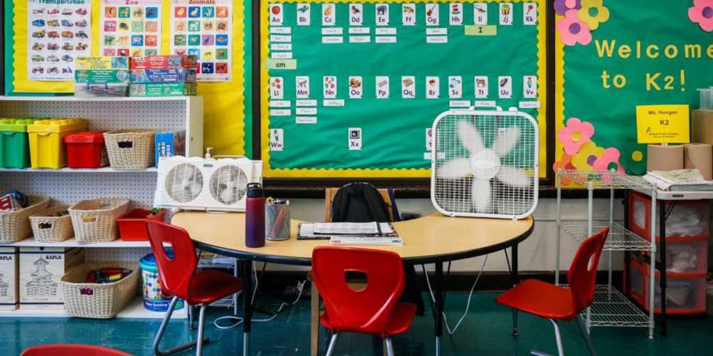 Mississippi's 'miracle' boosts 4th-grade reading scores from last place to the top 10 by returning to phonics