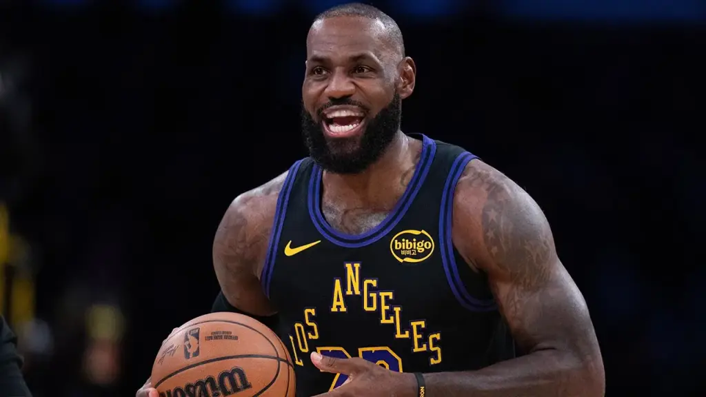 NBA results: LeBron James nets 11 points in first game of the season