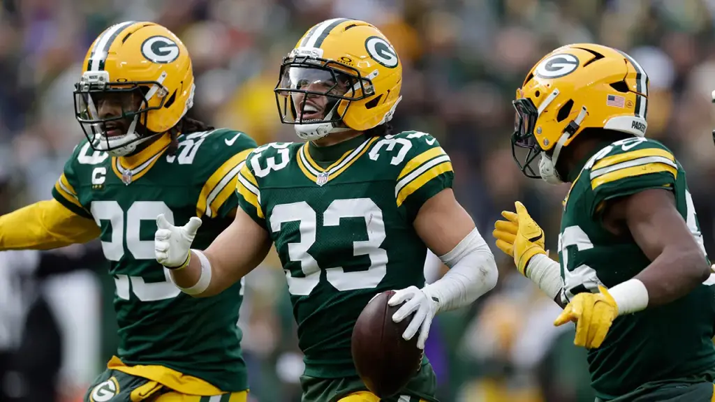 NFL scores: Packers players mock Vikings following game-ending interception