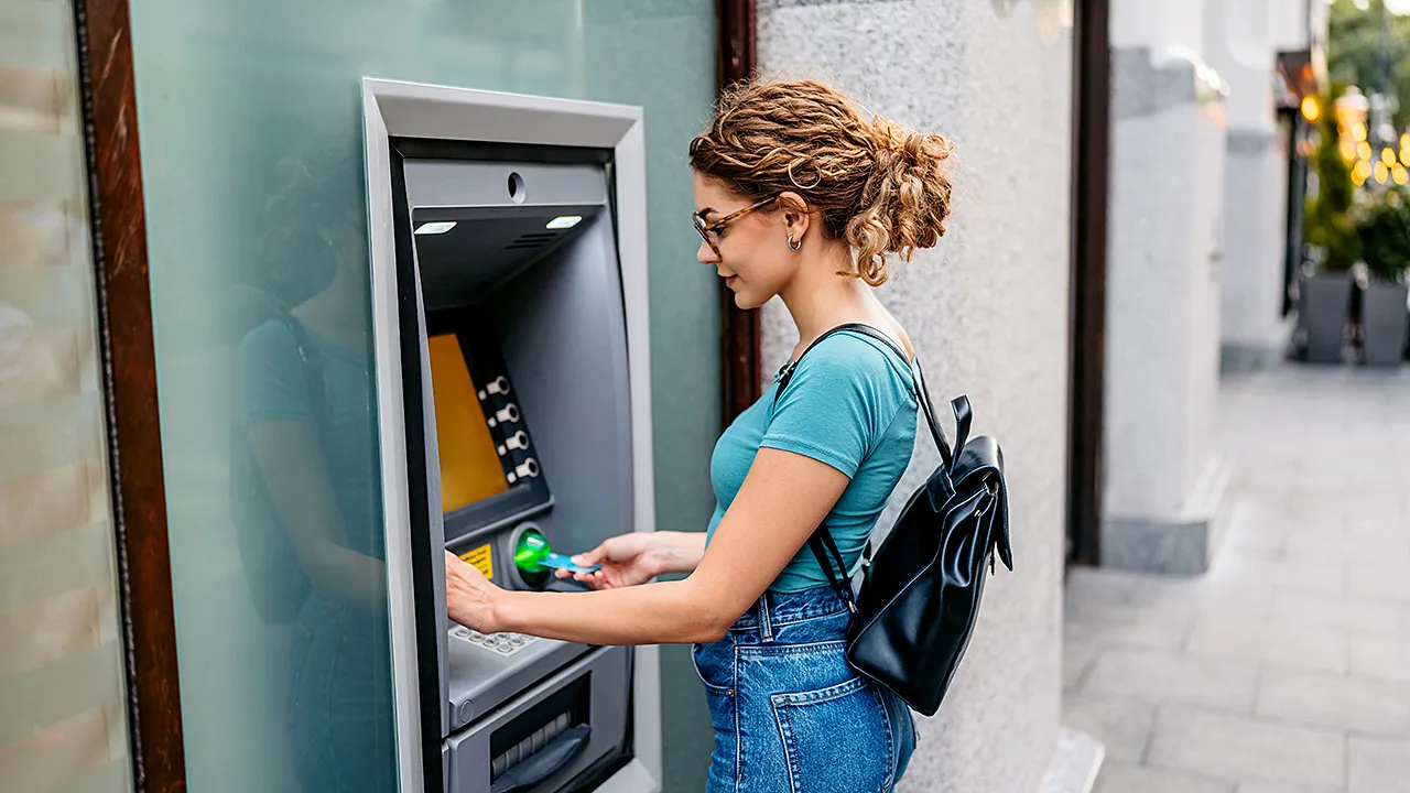 New Android malware allows immediate ATM withdrawals through your phone
