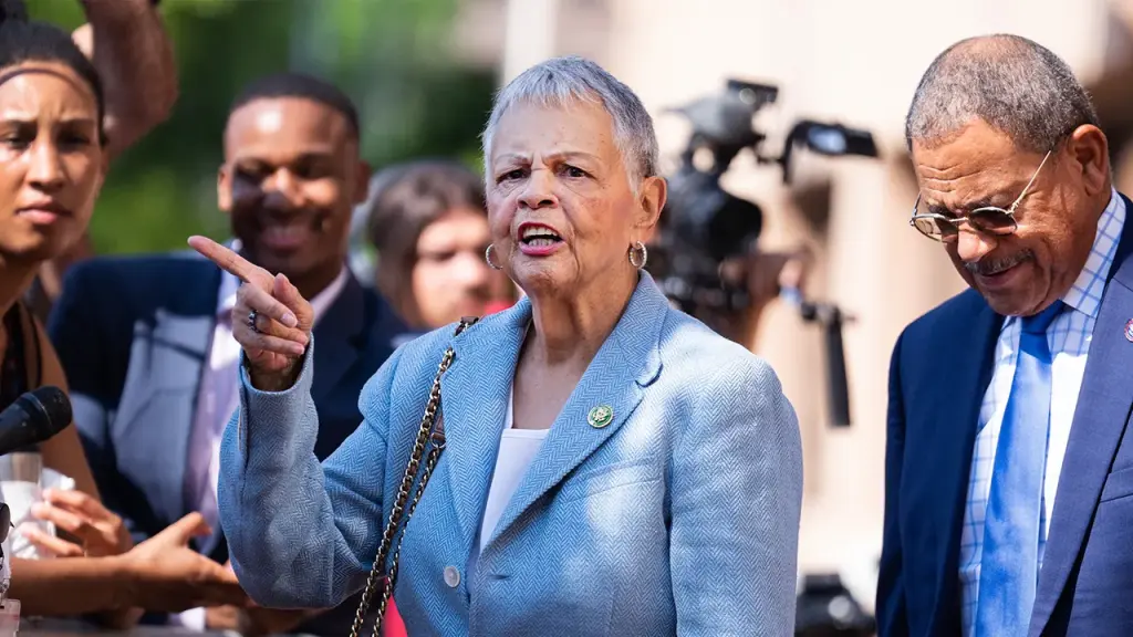 New Jersey Democrat is among many senior lawmakers stepping down in 2026