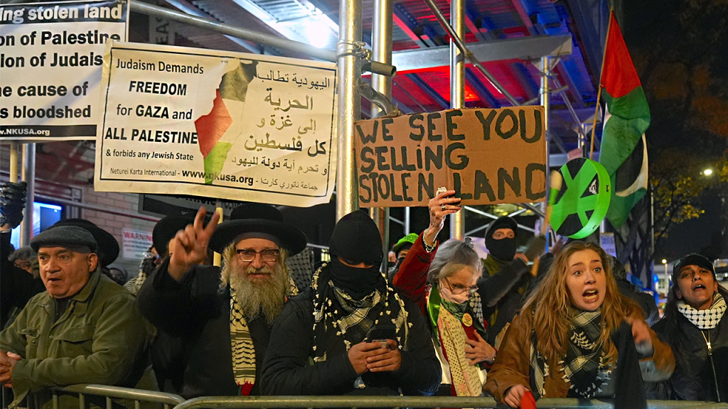 New York leaders criticize pro-Palestinian 'intifada' chants during synagogue protest in NYC