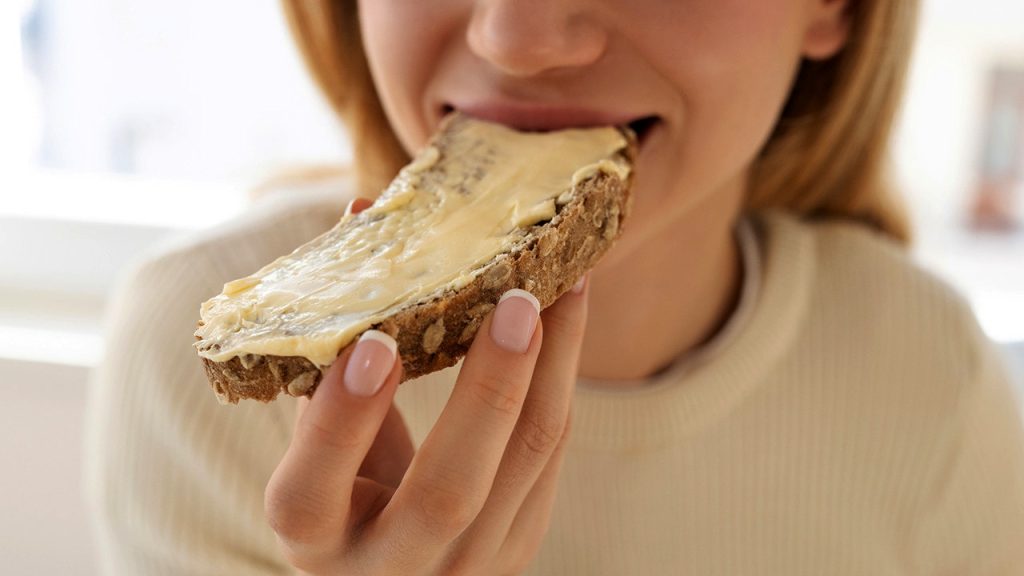 New study suggests that processed vegetable oils might not negatively impact heart health.