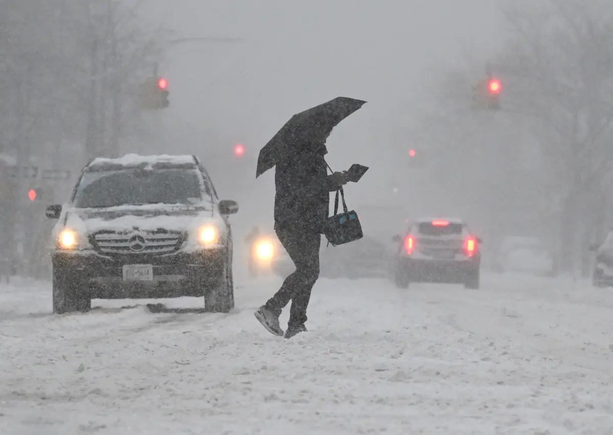 Nor'easter may disrupt NYC's rush hour, with 3 inches possible in nearby areas