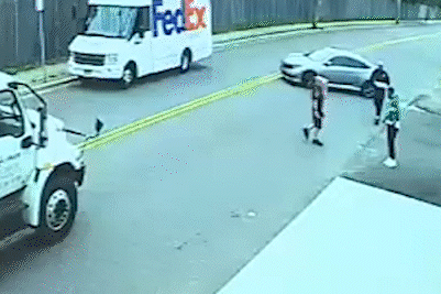 Package thieves used stolen shipping details to aim for valuable deliveries, according to the prosecutor.