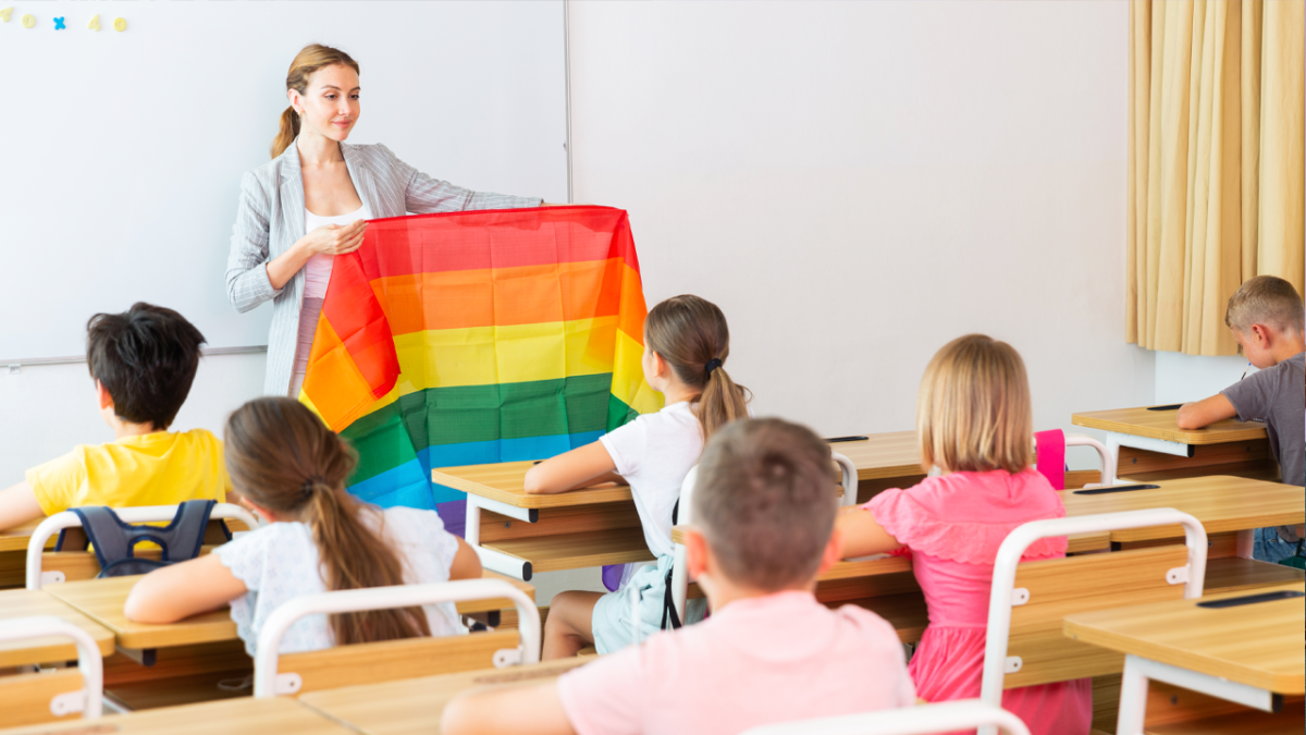 Parents group raises concerns about LGBT curriculum in Chicago Public Schools