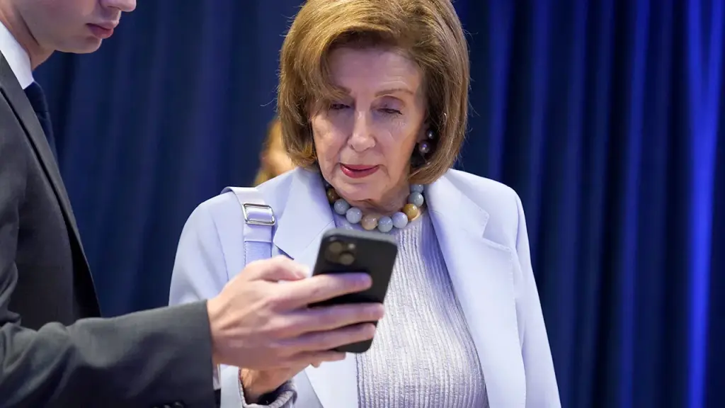 Pelosi labels Trump a 'vile creature,' igniting a social media debate