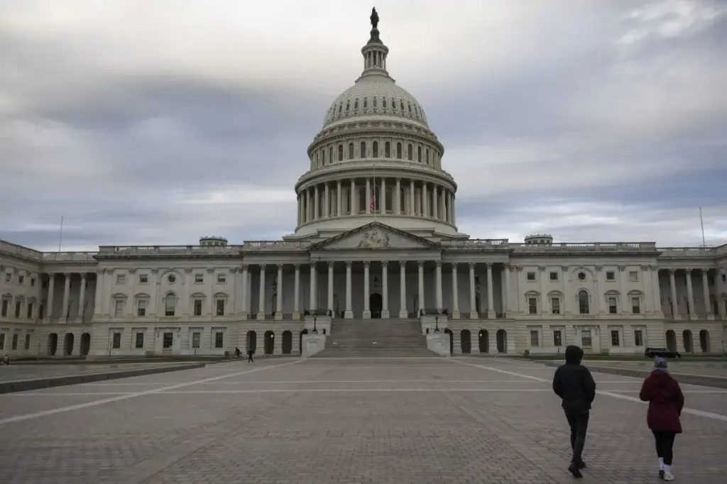 Political redistricting fuels extremism, issues with young Republican women, and additional insights