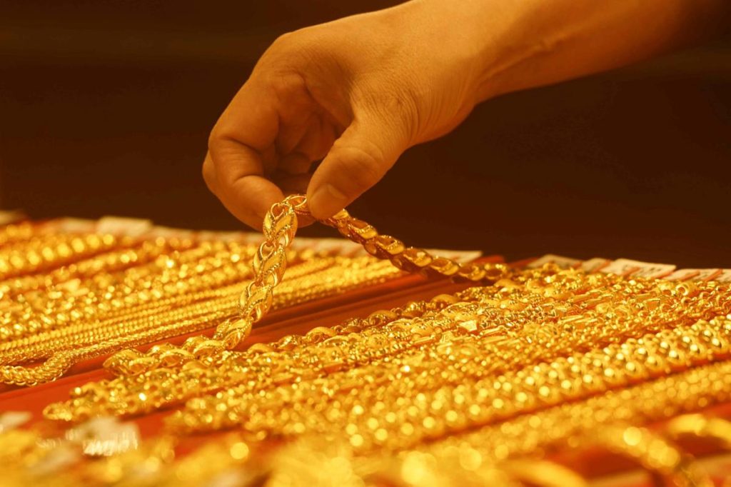 Reasons Experts Think Gold Prices Might Hit $5,000 by 2026