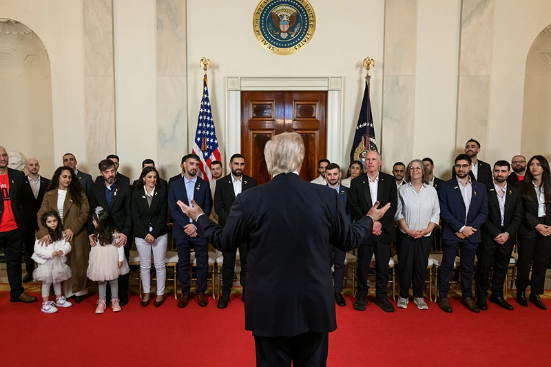 Released Israeli hostages visit Trump at the White House: ‘You’re not captives anymore… Today, you’re heroes’