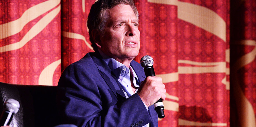 Renowned director reveals how Hollywood elites damage movies