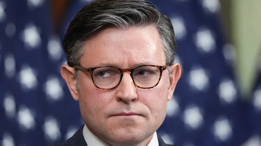 Republican splits appear regarding the deadline for the funding bill to prevent a shutdown