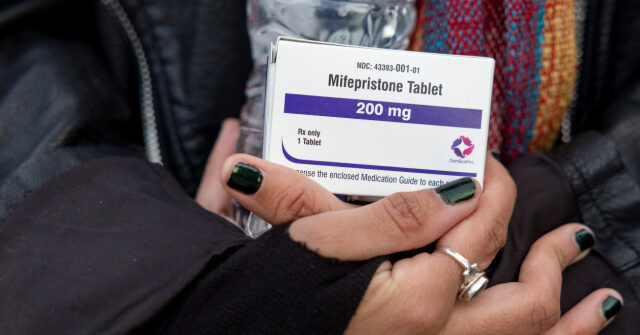 Republicans Urge FDA to Overturn Biden's &lsquo;Mail-Order Abortion Plan&rsquo;