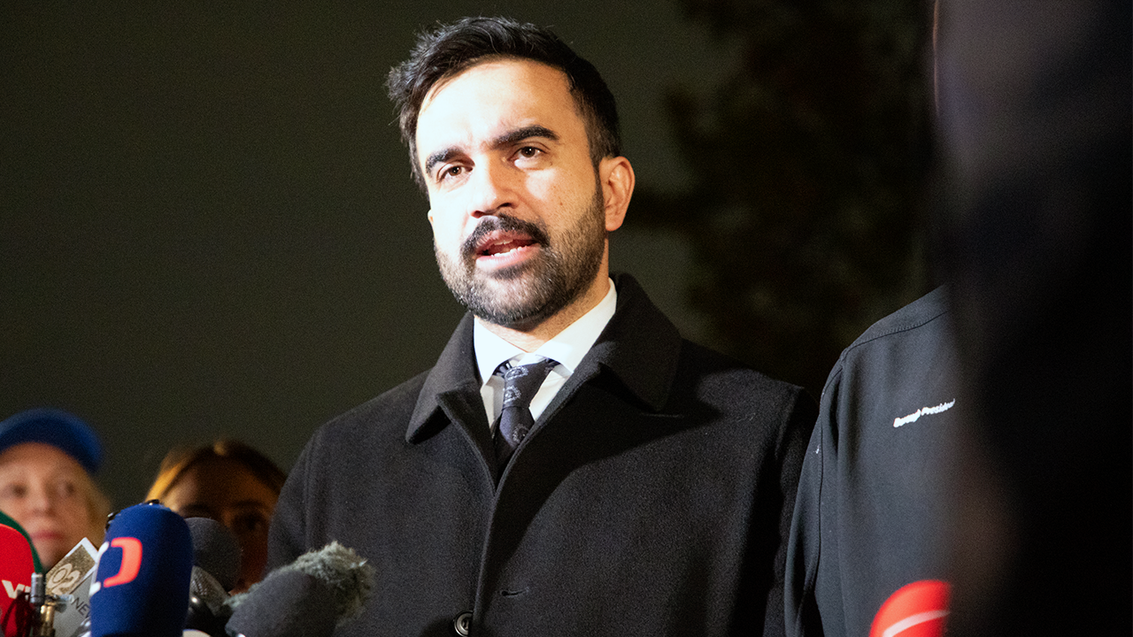 Republicans connect New York City's socialist mayor-elect to House Democrats in midterm advertisements