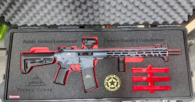 Rifle Auctioned for $36,000 to Support Folds of Honor's Mission