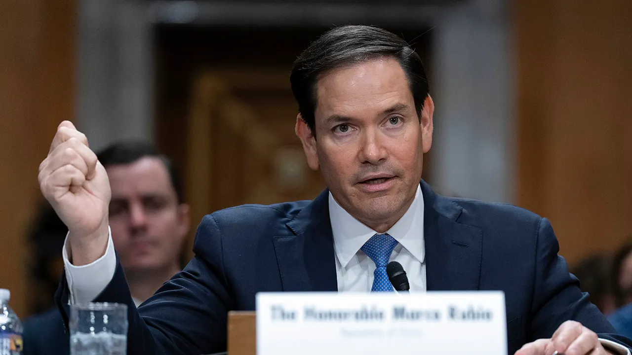 Rubio demands compensation for staff members who were not given promotions