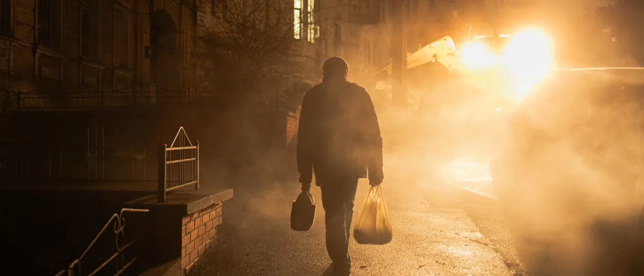 Russian Spies Reportedly Recruit Ukrainian Teenagers Fleeing War to Become Terrorists