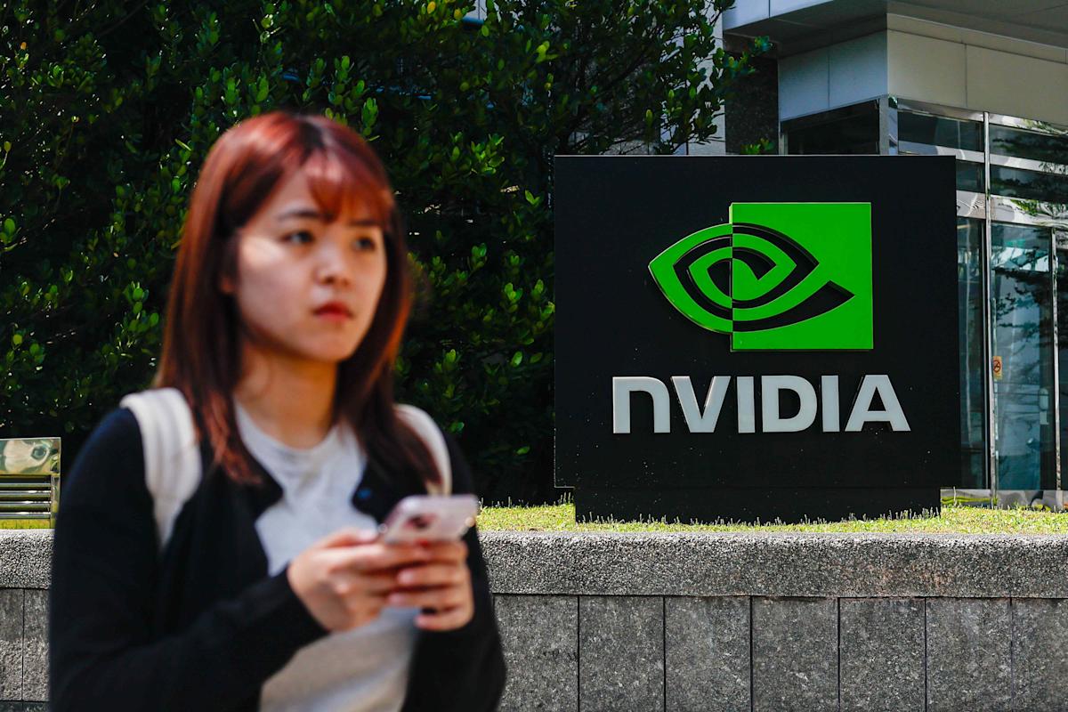 S&P 500 Movements Today: Chip Stocks Drop as SoftBank Divests Nvidia Shares; Paramount Skydance Rises