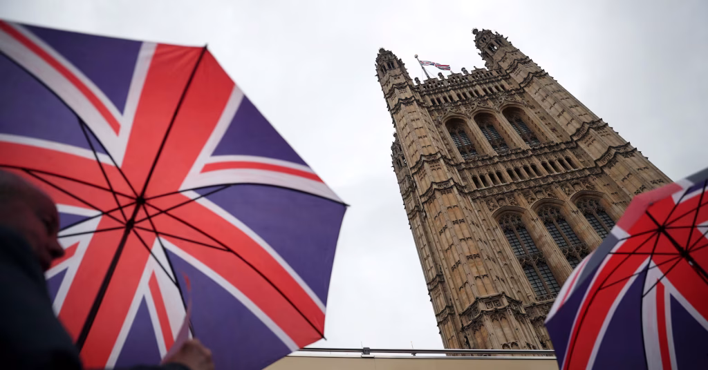 Savers in the UK are withdrawing cash from their pensions before the budget, according to money managers.