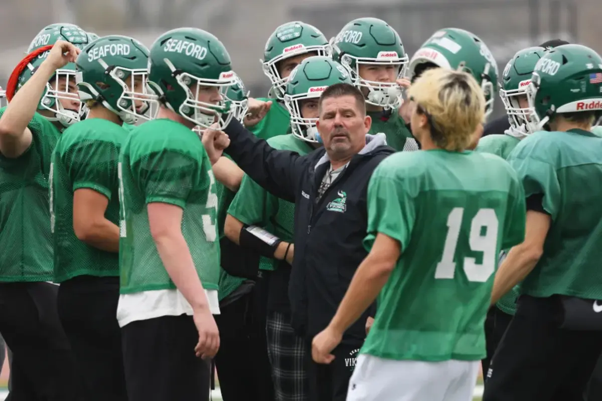 Seaford football aims to resolve 'unfinished business' in Long Island championship match.