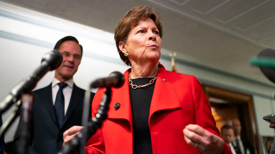 Shaheen: Shutdown deal critics 'need to train their fire' on Trump, Johnson, Republicans