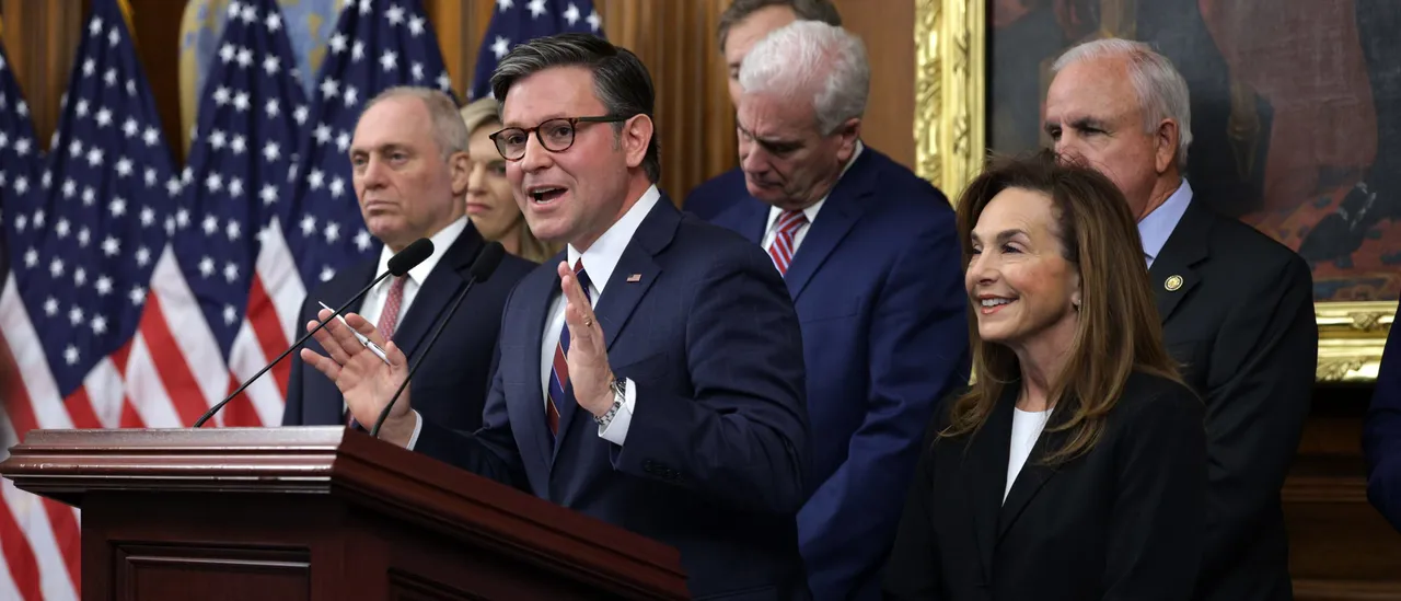 Six Democrats Team Up with Republicans to Bring an End to the Schumer Shutdown After 43 Days