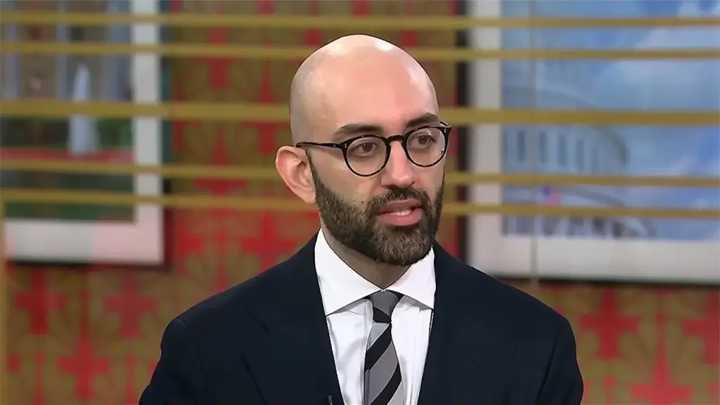 Status newsletter secures MS NOW advertising revenue while reporting on the network