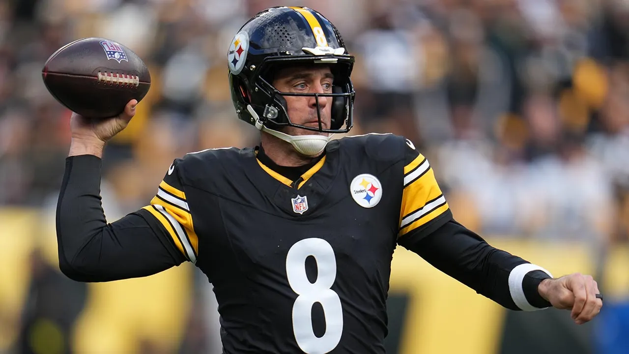 Steelers' Aaron Rodgers sidelined against Bears