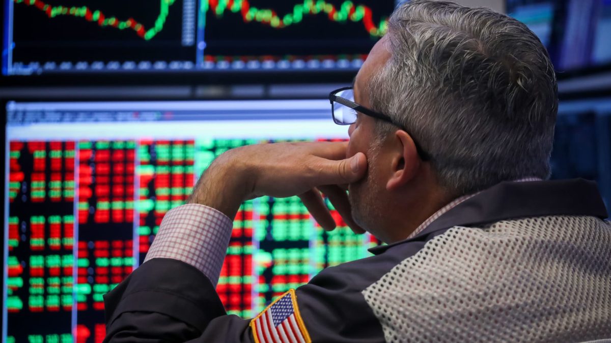 Stock futures rise slightly after major AI companies fall due to valuation concerns: Live updates