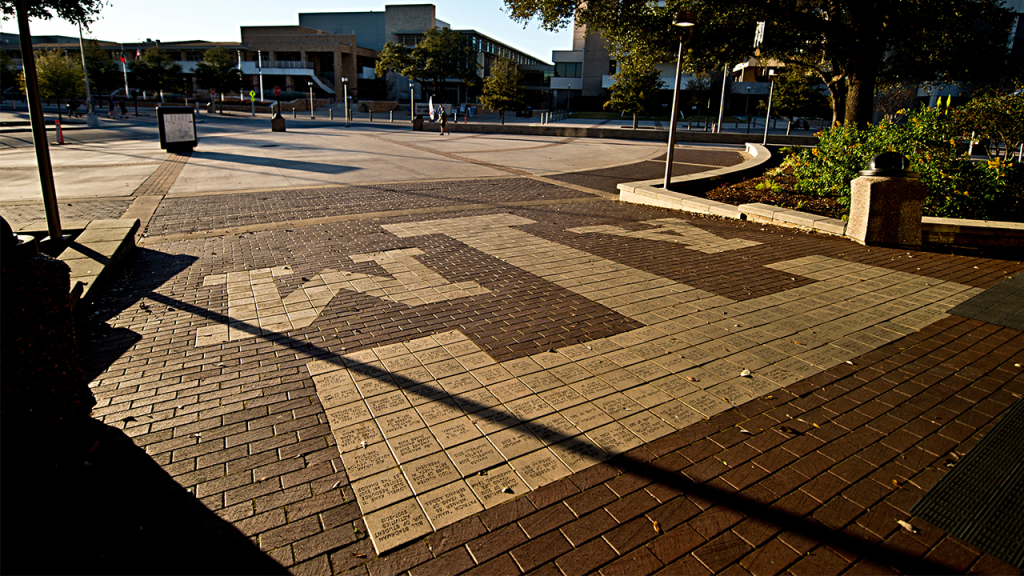 Texas A&M committee finds professor's firing over gender lesson was unwarranted