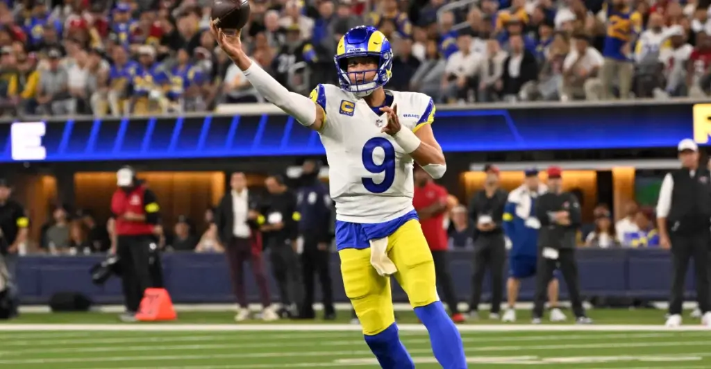 The significance of a no-look NFL pass featuring Matthew Stafford