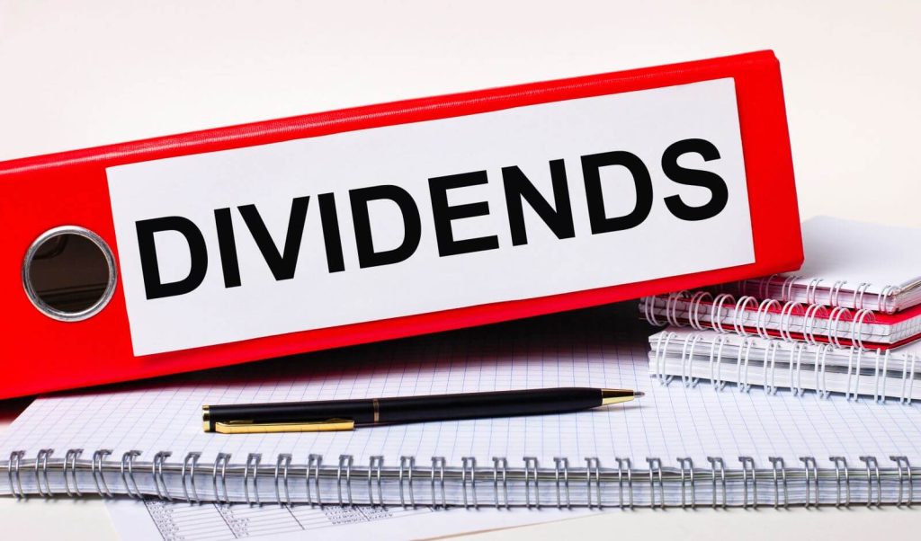 This high-yield dividend stock offers an 8% return. Should you consider including it in your investments?