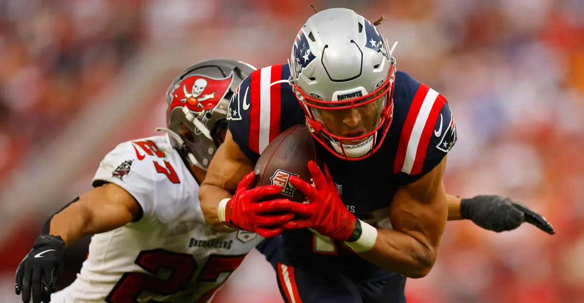 Top fantasy football waiver wire additions for Week 11