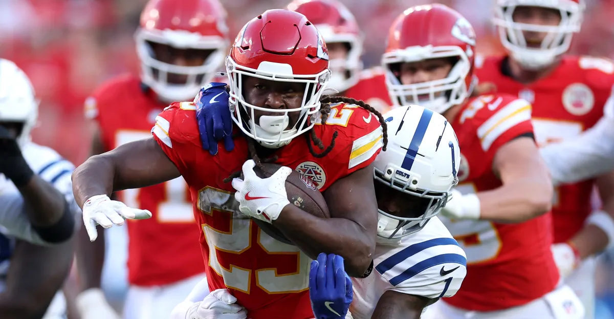 Top running back waiver wire additions for Week 13 in fantasy football