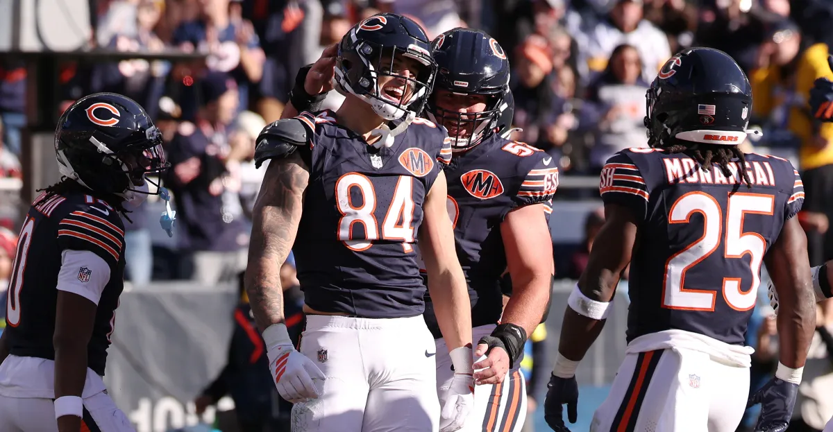 Top tight end waiver wire adds for Week 13 in fantasy football