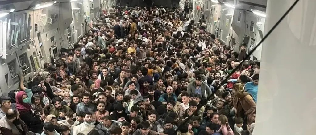 Trump Promises to Stop Migration from Developing Countries Following Fatal National Guard Shooting